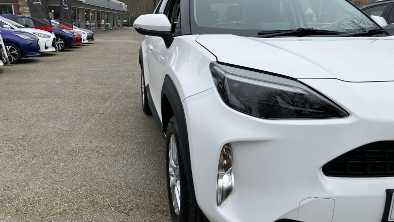 Toyota Yaris Cross 1.5 Hybrid Icon 5dr CVT Hybrid Estate